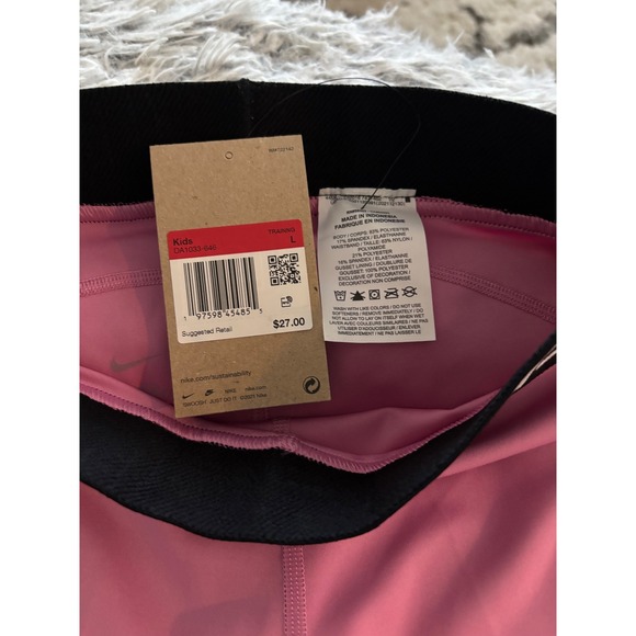 Pro Kids Pink Training Shorts NWT Size L - Picture 2 of 2